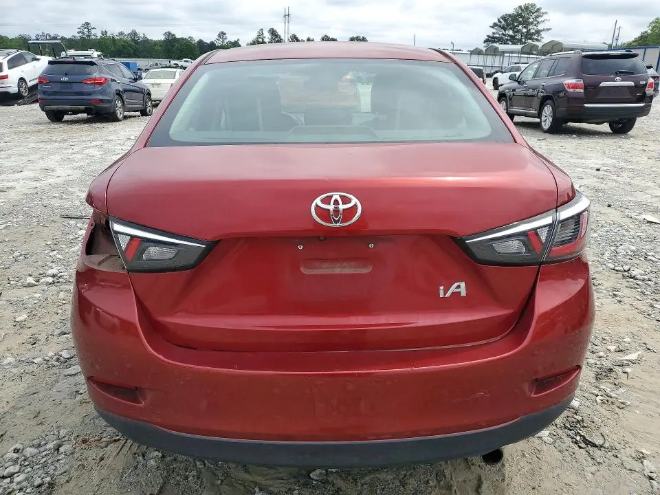 2018 TOYOTA YARIS IA BASE  