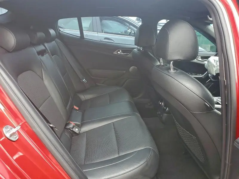 2020 KIA STINGER GT1  