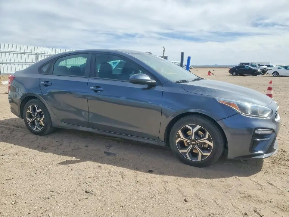 2019 KIA FORTE LXS  