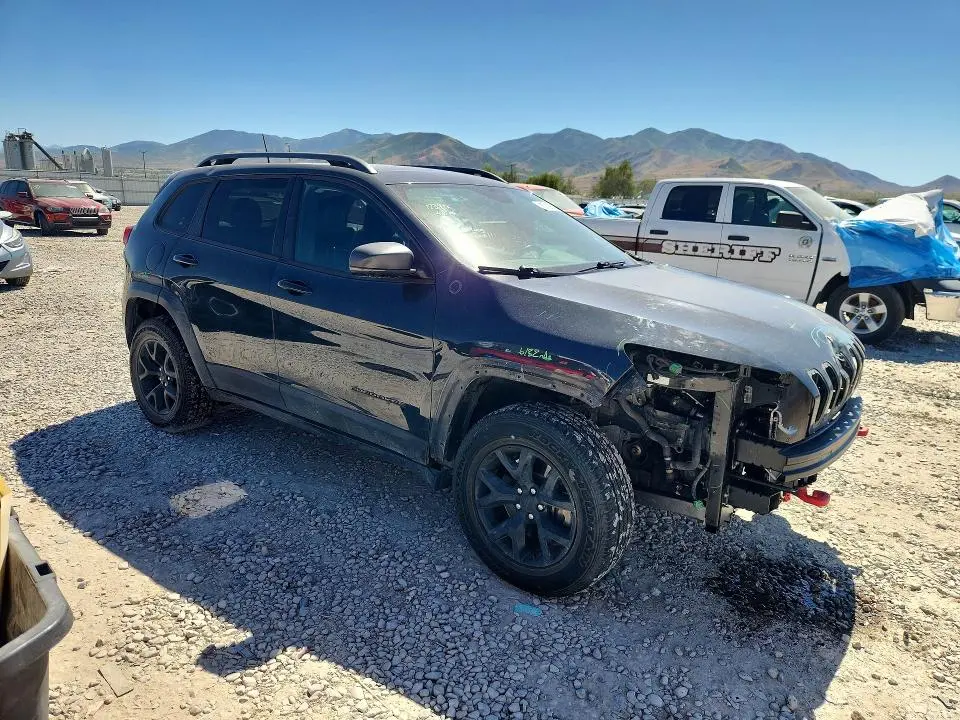 2016 JEEP CHEROKEE TRAILHAWK  
