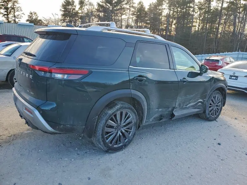 2023 NISSAN PATHFINDER SL  