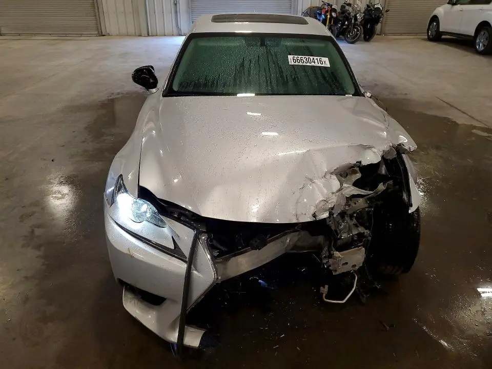 2016 LEXUS IS 300  