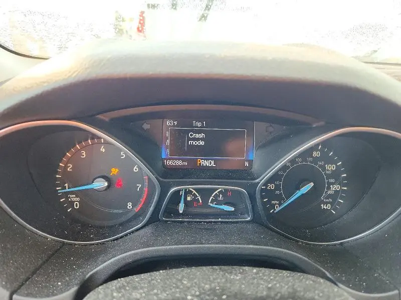 2015 FORD FOCUS SE  