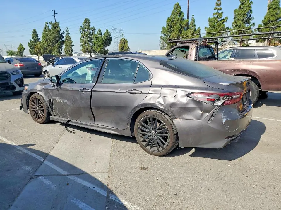 2021 TOYOTA CAMRY XSE  