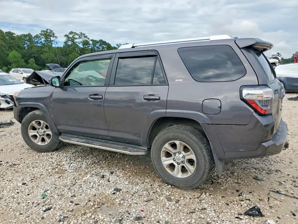 2017 TOYOTA 4RUNNER SR5  