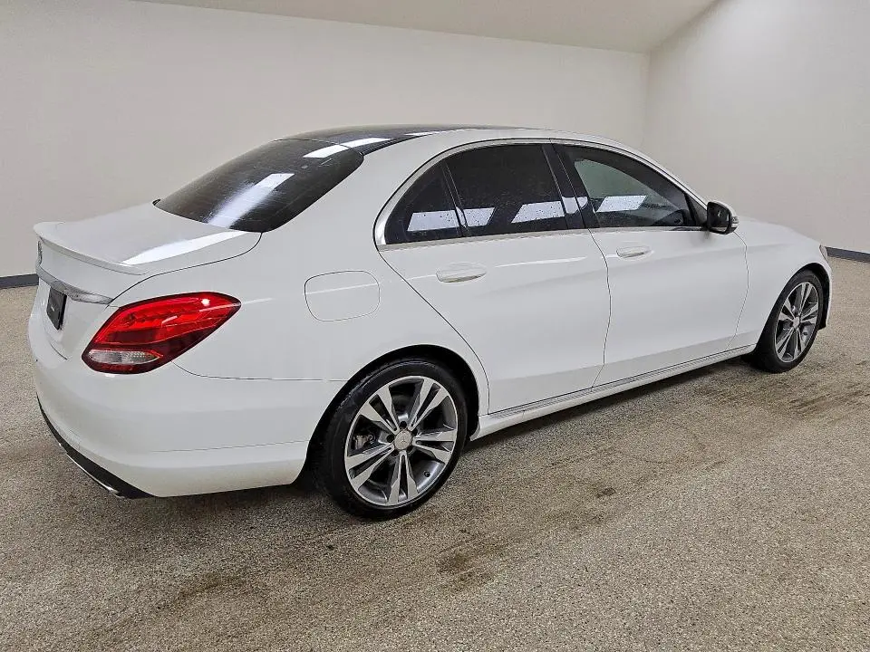2016 MERCEDES-BENZ C 300  