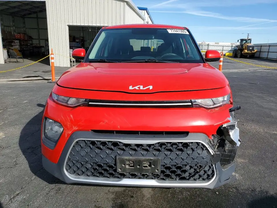 2022 KIA SOUL LX  