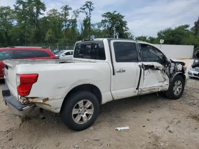 2017 NISSAN TITAN SV