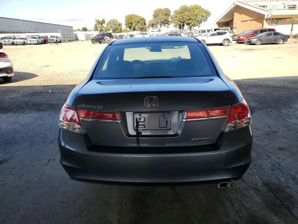 2011 HONDA ACCORD SE  
