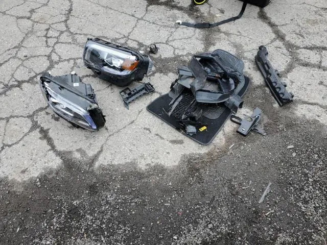 2023 MERCEDES-BENZ GLB 250 4MATIC  