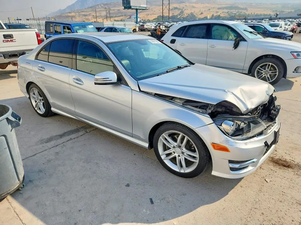 2014 MERCEDES-BENZ C 250  