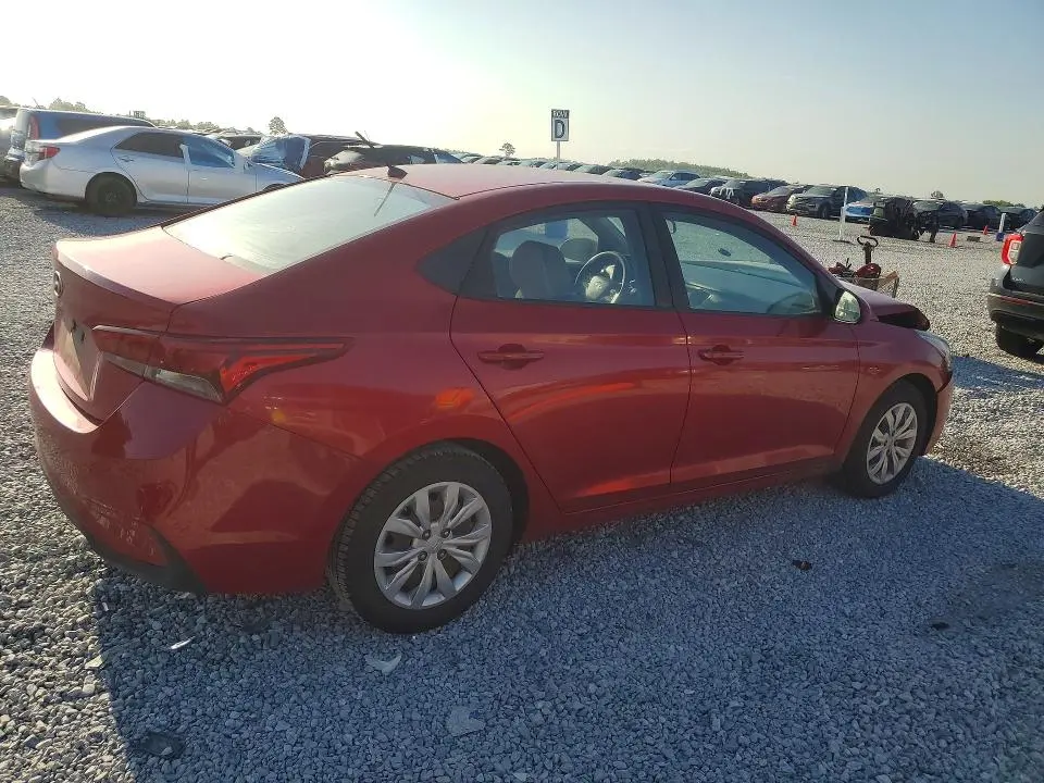 2018 HYUNDAI ACCENT SE  