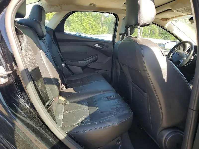 2016 FORD FOCUS TITANIUM  