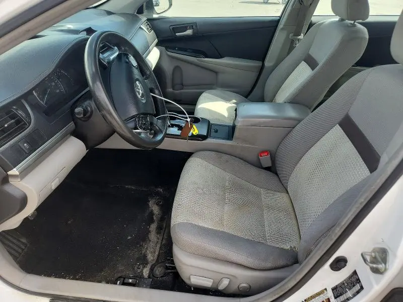 2014 TOYOTA CAMRY LE  