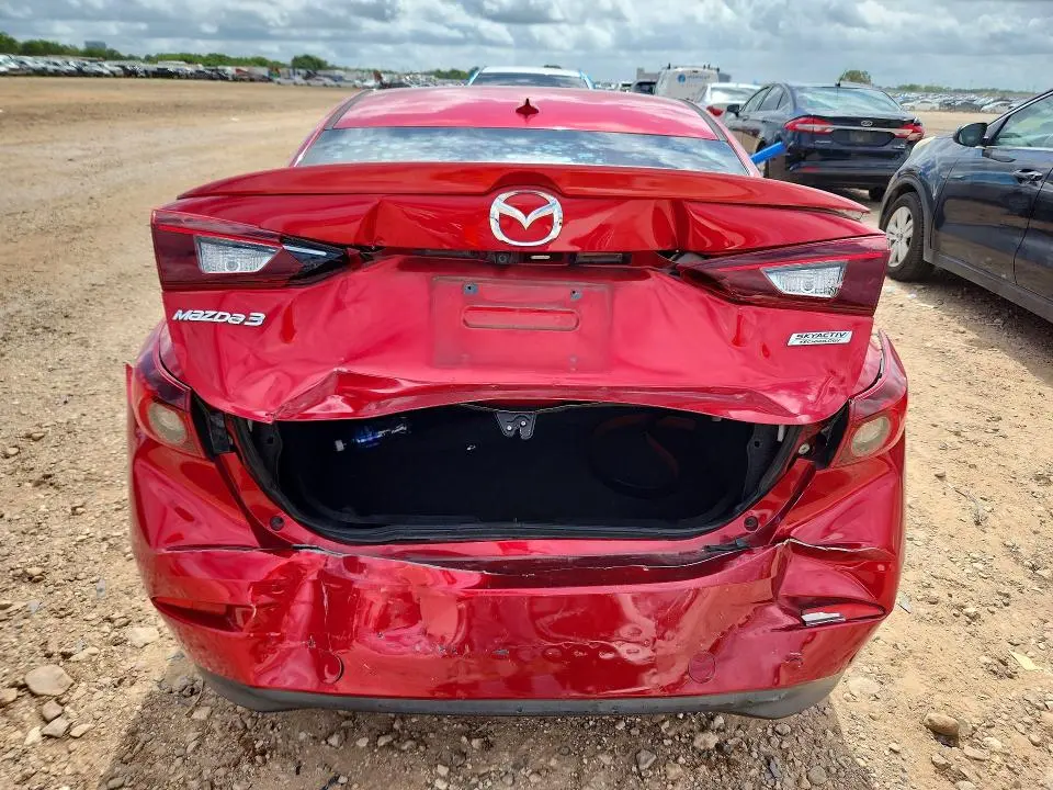 2017 MAZDA 3 TOURING  