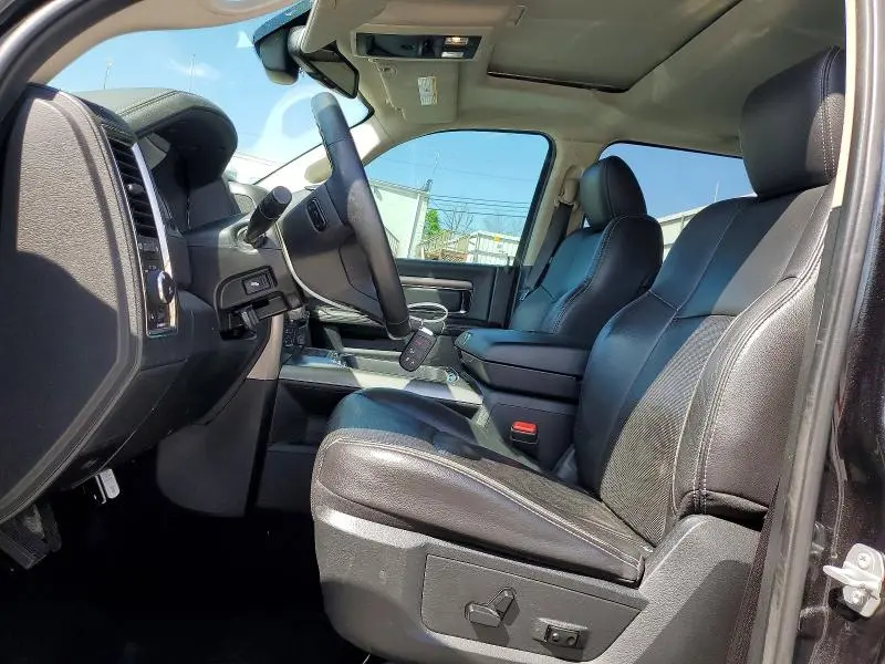 2016 RAM 1500 SPORT  