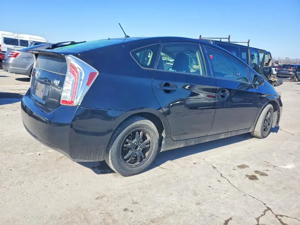 2015 TOYOTA PRIUS   