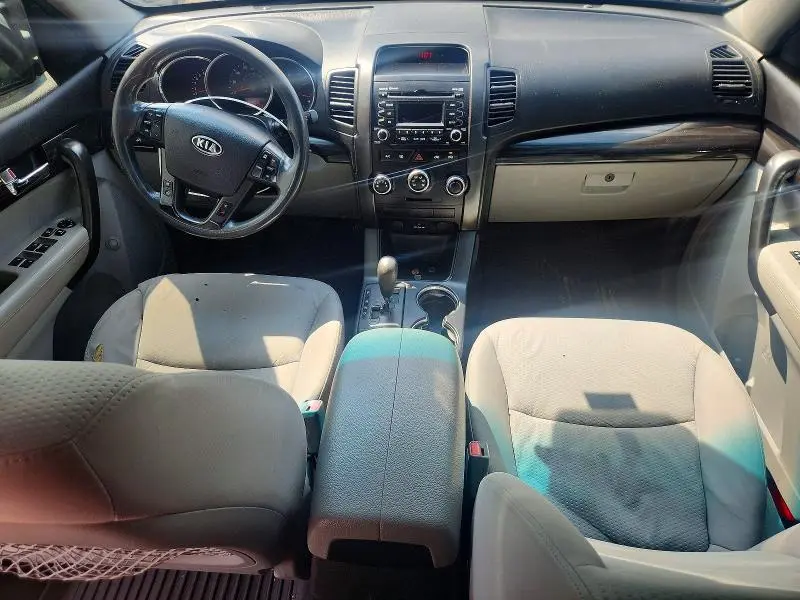 2012 KIA SORENTO LX  