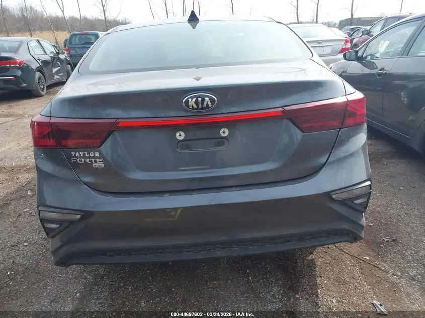 2021 KIA FORTE FE