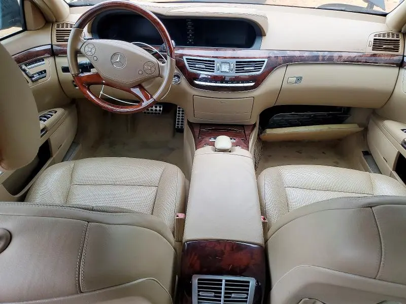 2011 MERCEDES-BENZ S 550  