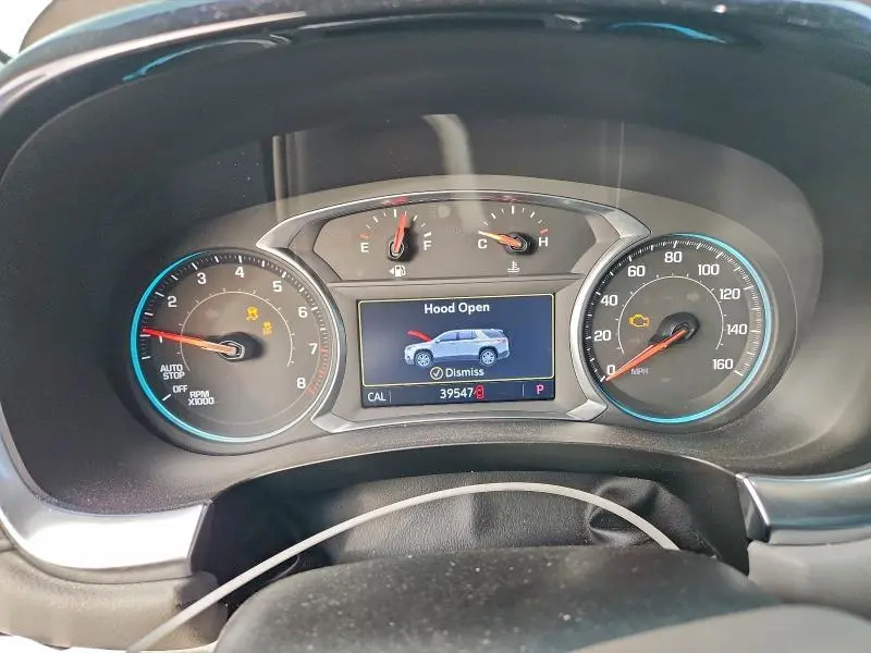 2020 CHEVROLET TRAVERSE LT  