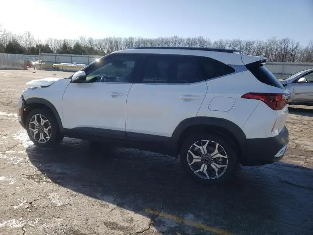 2023 KIA SELTOS EX  