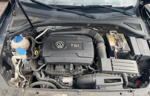 2015 VOLKSWAGEN PASSAT S  