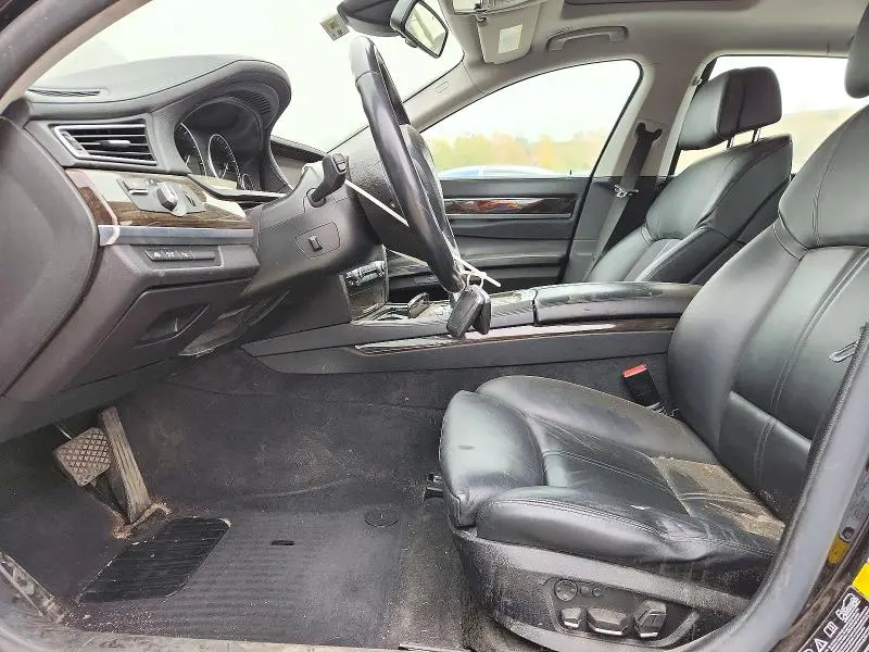 2012 BMW 750 LXI  