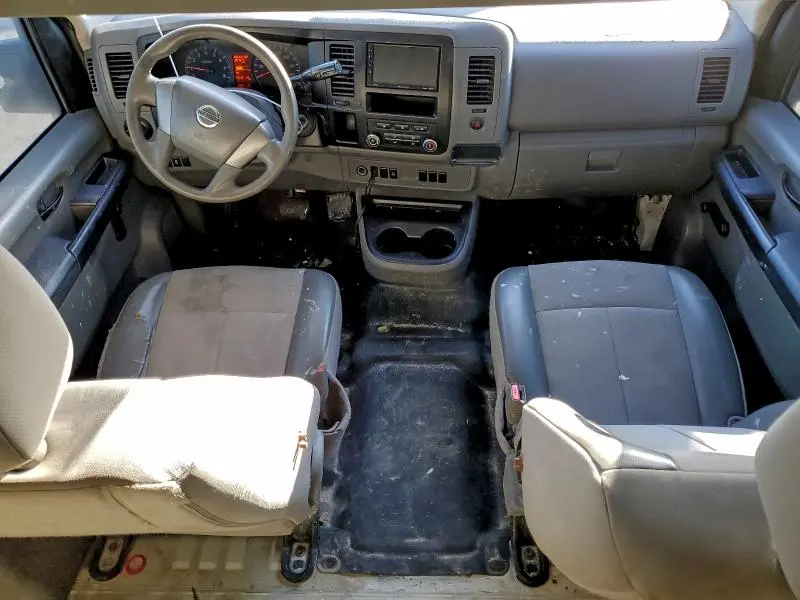 2016 NISSAN NV 2500 S  