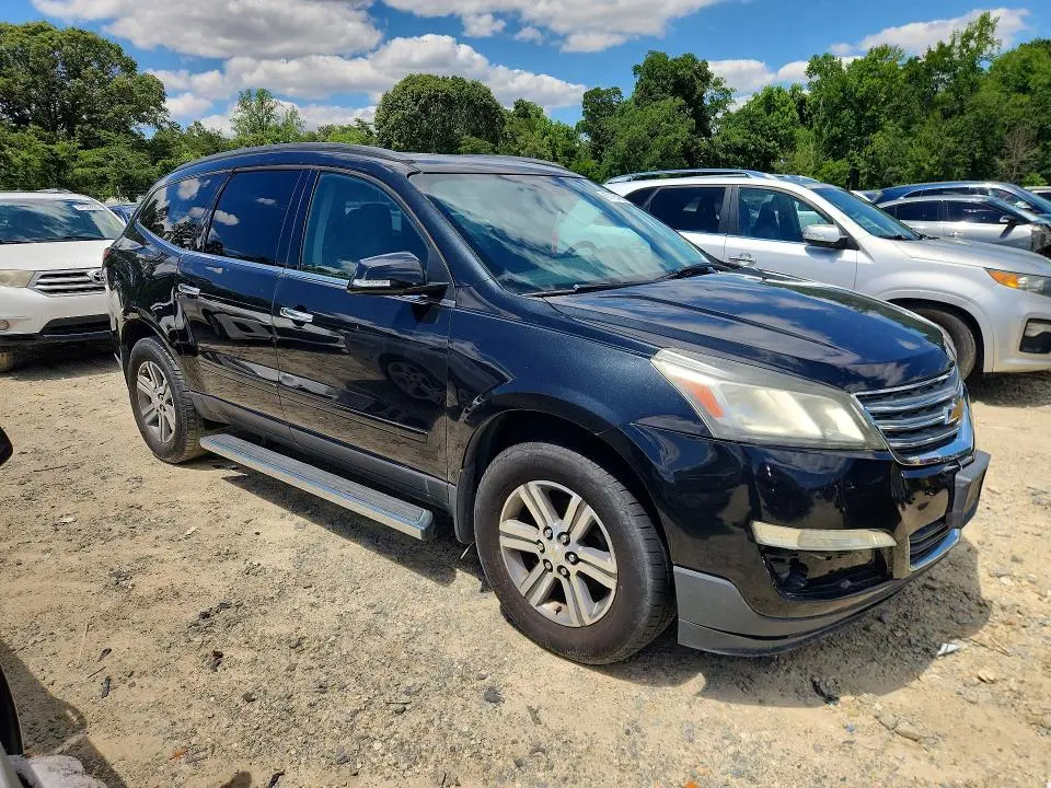 2015 CHEVROLET TRAVERSE LT  