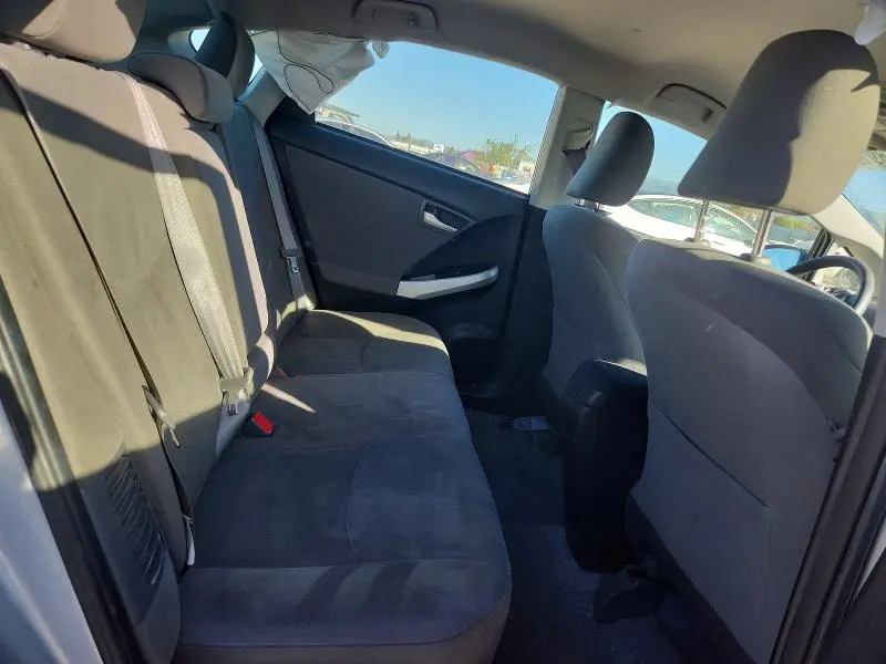 2014 TOYOTA PRIUS THREE  