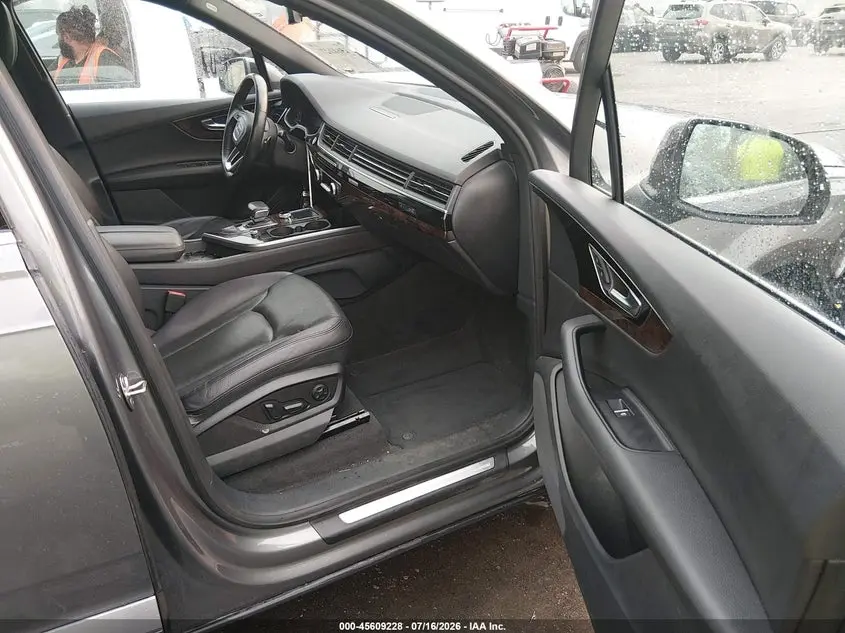 2017 AUDI Q7 3.0T PREMIUM