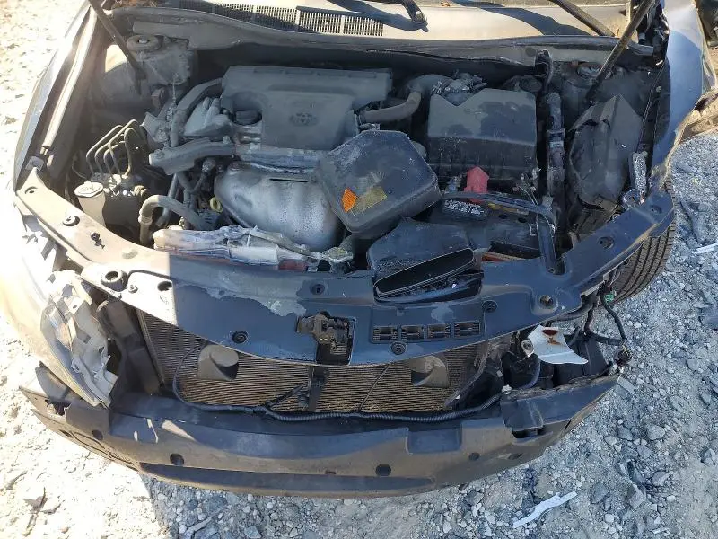 2014 TOYOTA CAMRY SE  