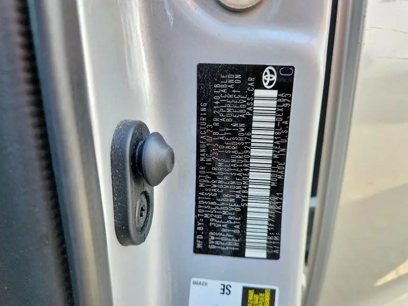2024 TOYOTA COROLLA LE  