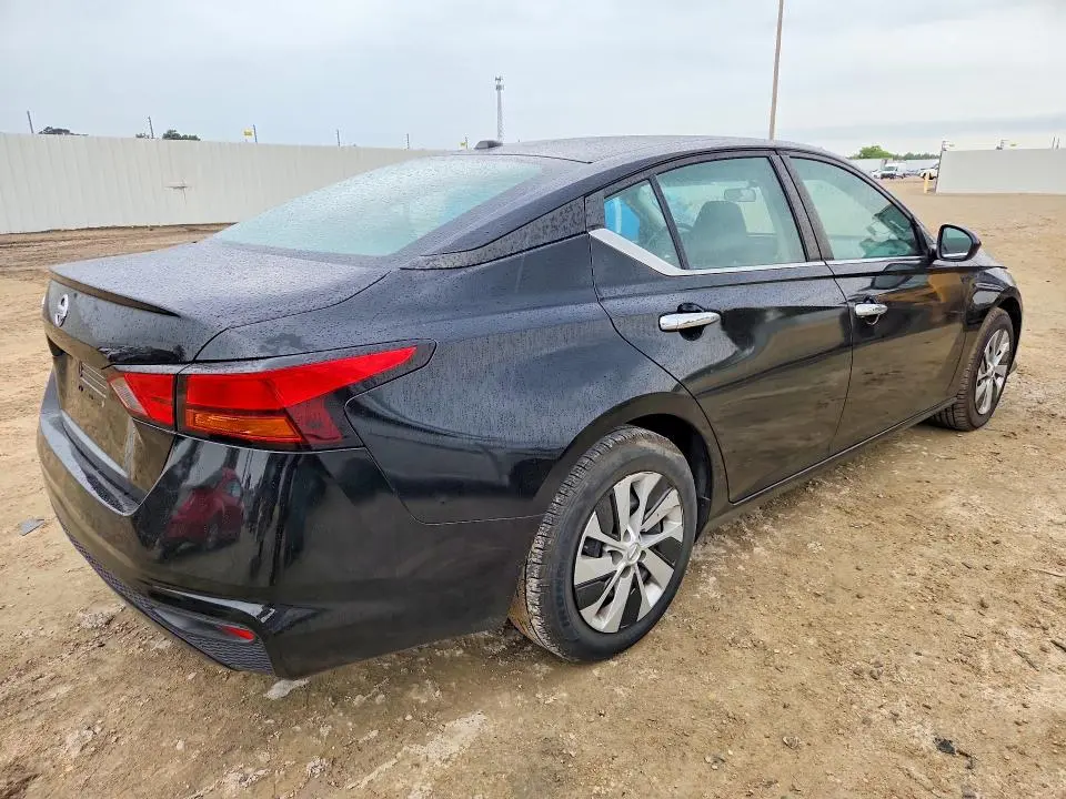 2020 NISSAN ALTIMA S  