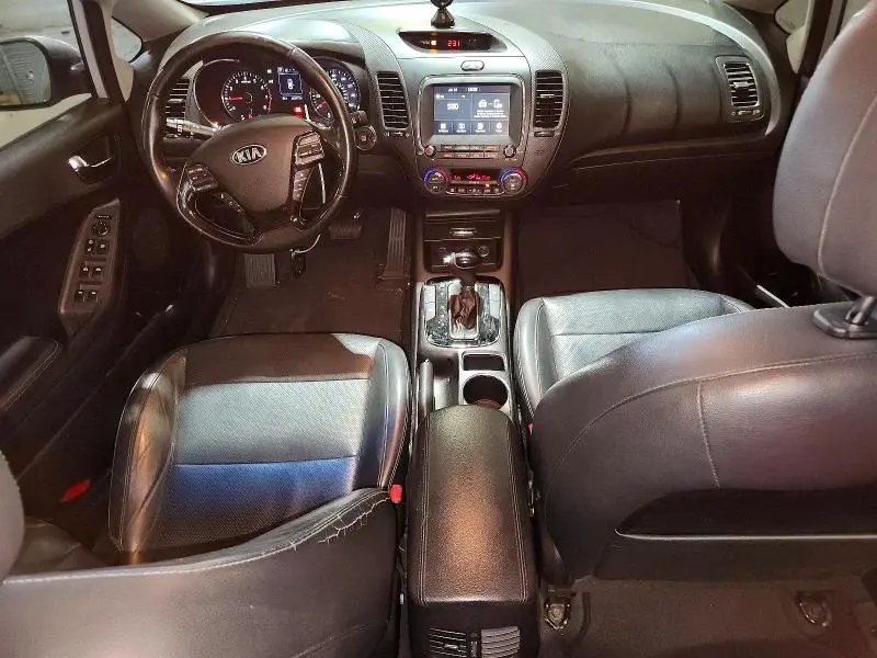 2017 KIA FORTE EX  