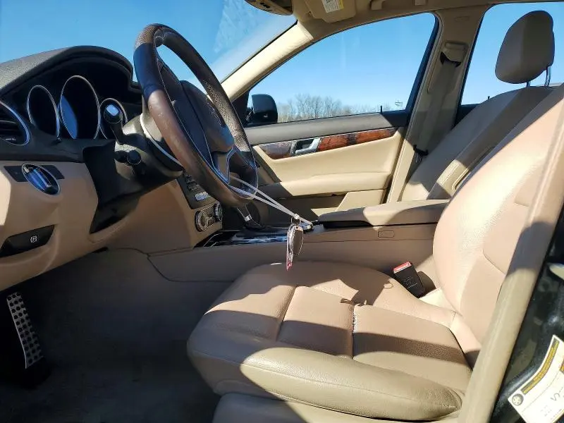 2013 MERCEDES-BENZ C 250  