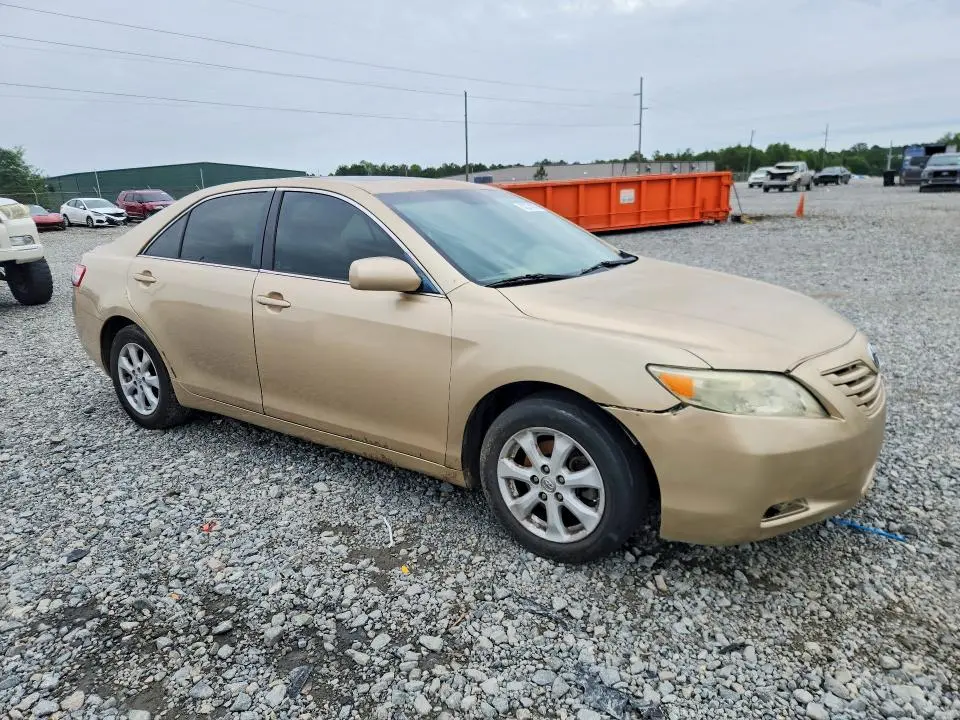 2010 TOYOTA CAMRY LE  