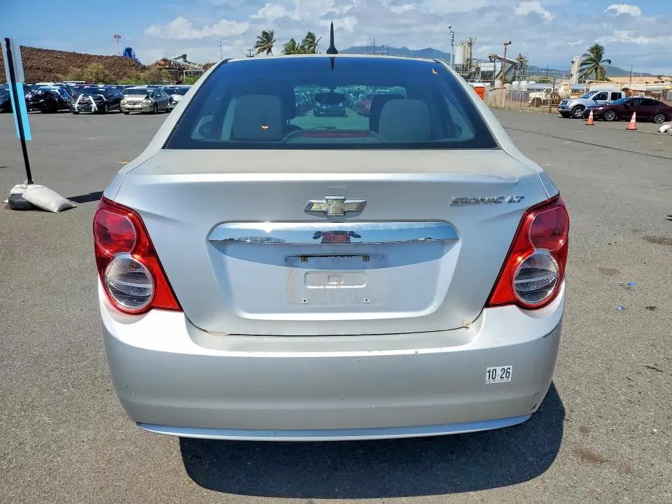 2014 CHEVROLET SONIC LT  
