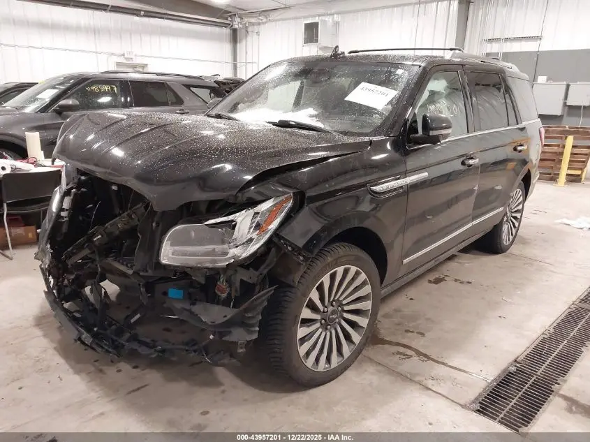 2019 LINCOLN NAVIGATOR RESERVE