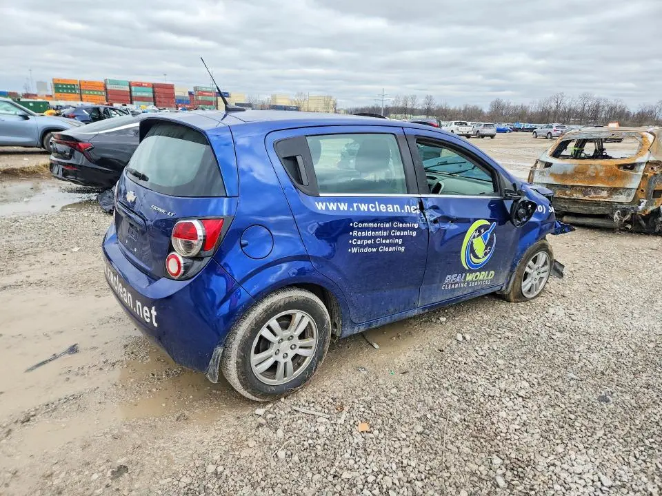 2014 CHEVROLET SONIC LT  