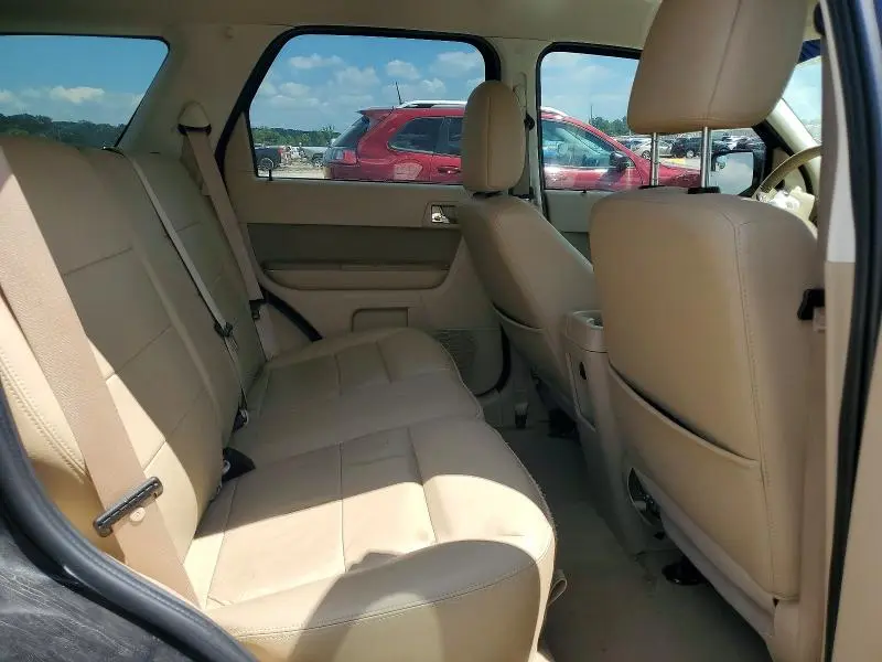 2011 FORD ESCAPE LIMITED  