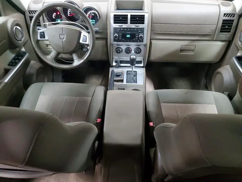 2010 DODGE NITRO SXT  