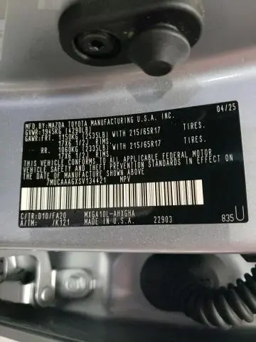 2025 TOYOTA COROLLA CROSS LE  