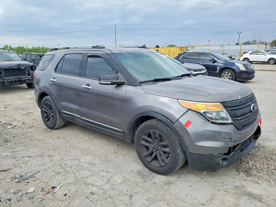 2013 FORD EXPLORER XLT  