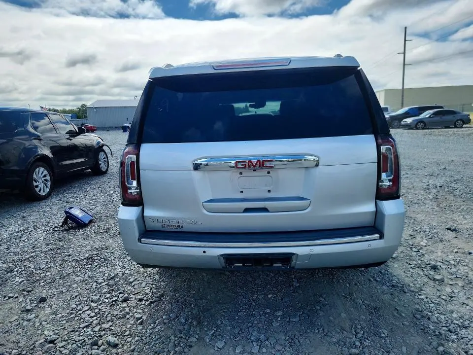 2015 GMC YUKON XL DENALI  