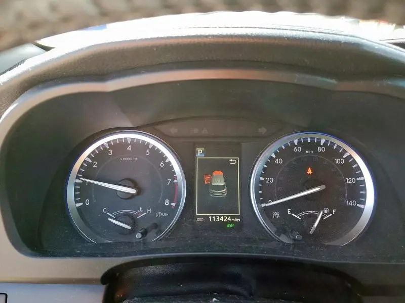 2017 TOYOTA HIGHLANDER SE