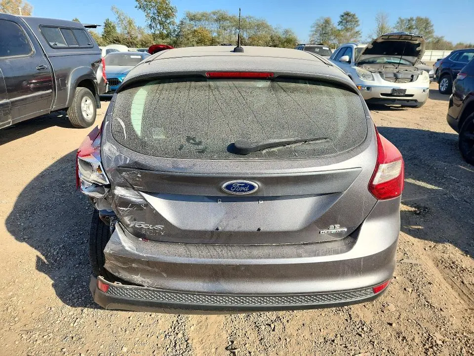 2013 FORD FOCUS SE  
