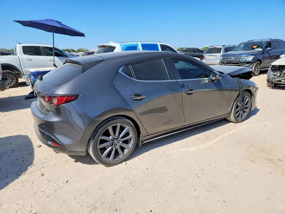 2024 MAZDA 3 PREFERRED  