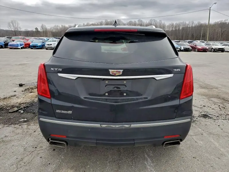 2017 CADILLAC XT5   